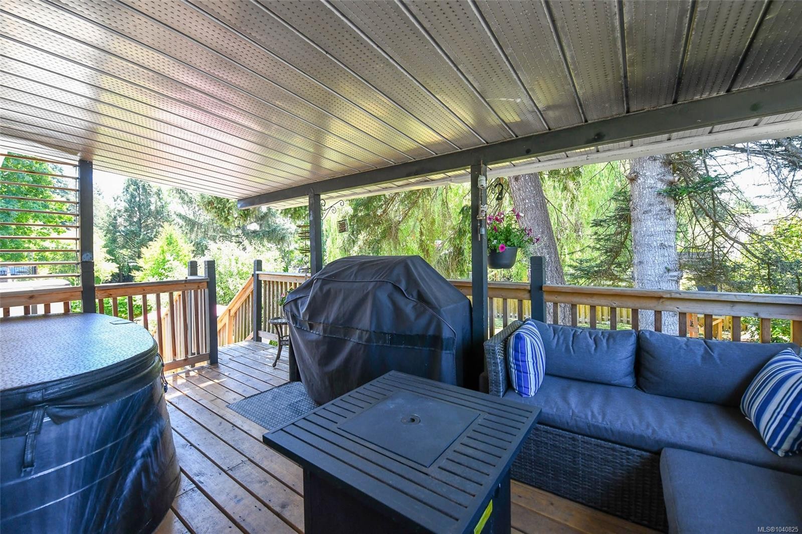 605 Pritchard Rd, Comox, BC