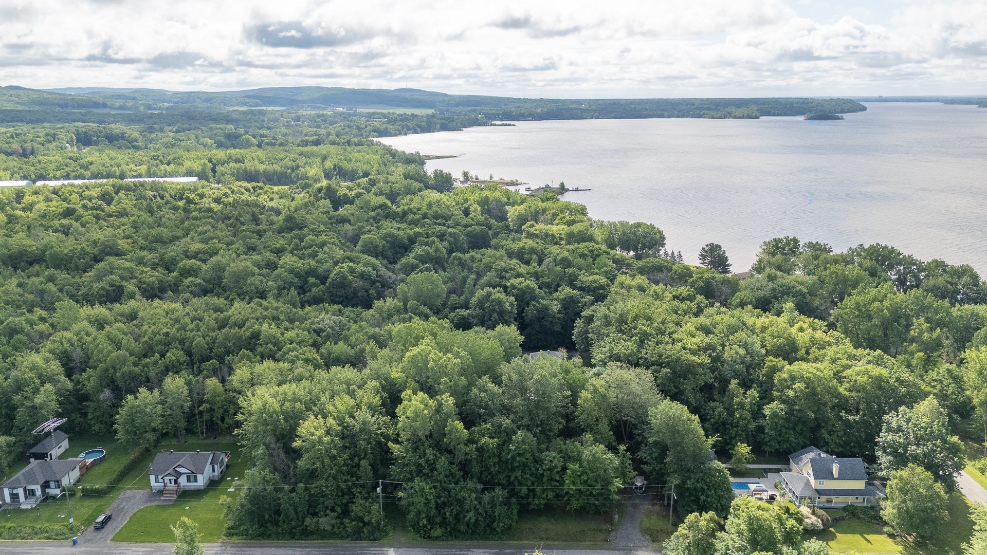Photo aérienne - Rue Du Hauban, Oka, QC