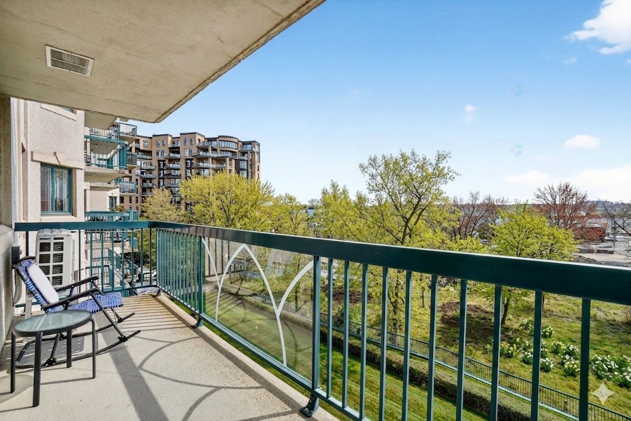 Balcony - 702-160 Ch. De La Rive-Boisée, Montréal (Pierrefonds-Roxboro), QC - Outdoor With Exterior