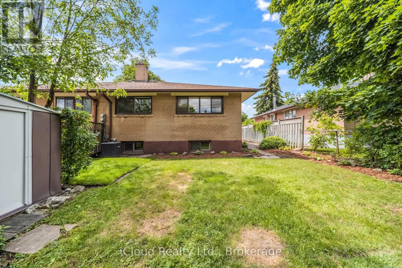 17 Algonquin Boulevard, Brampton, ON