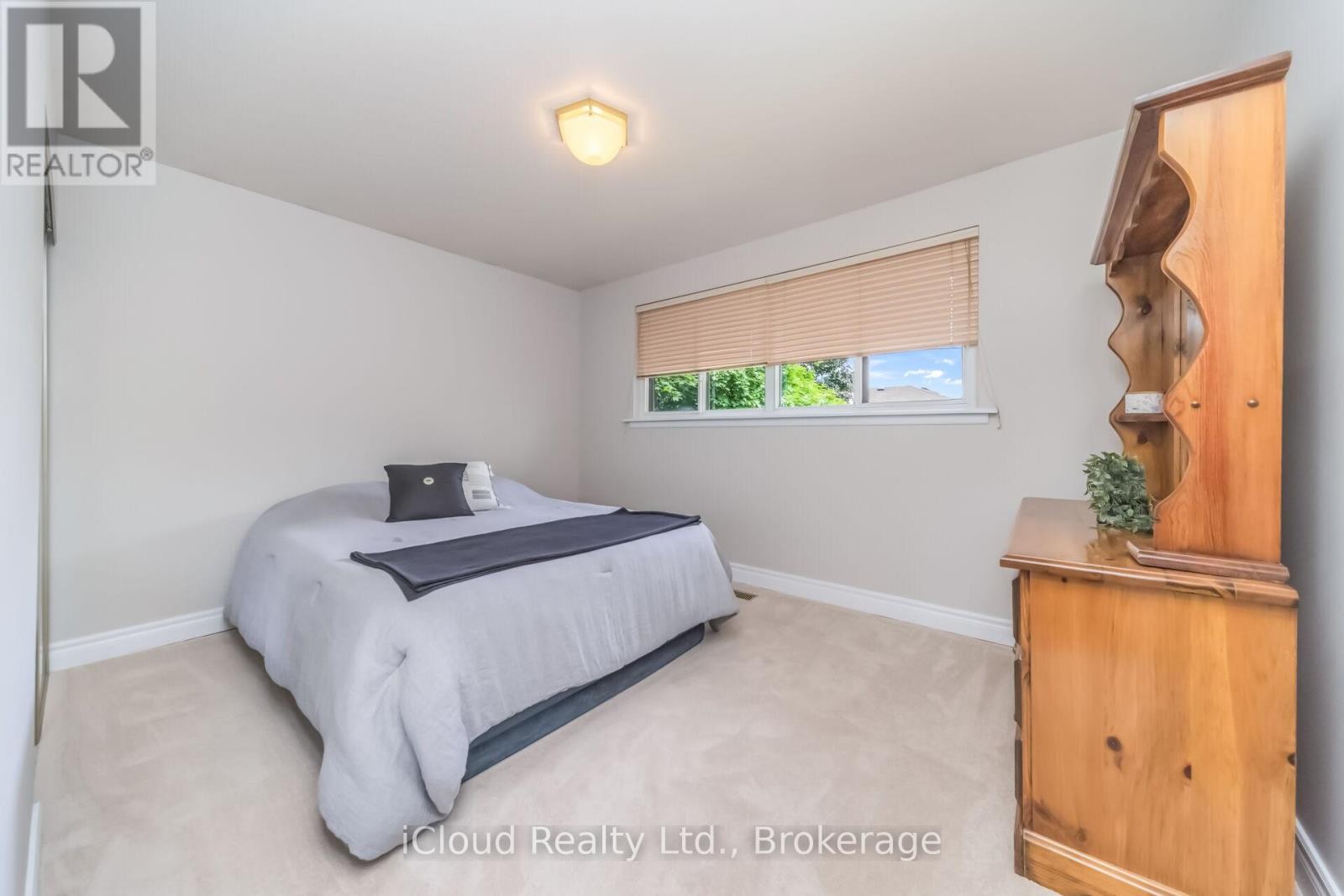 17 Algonquin Boulevard, Brampton, ON