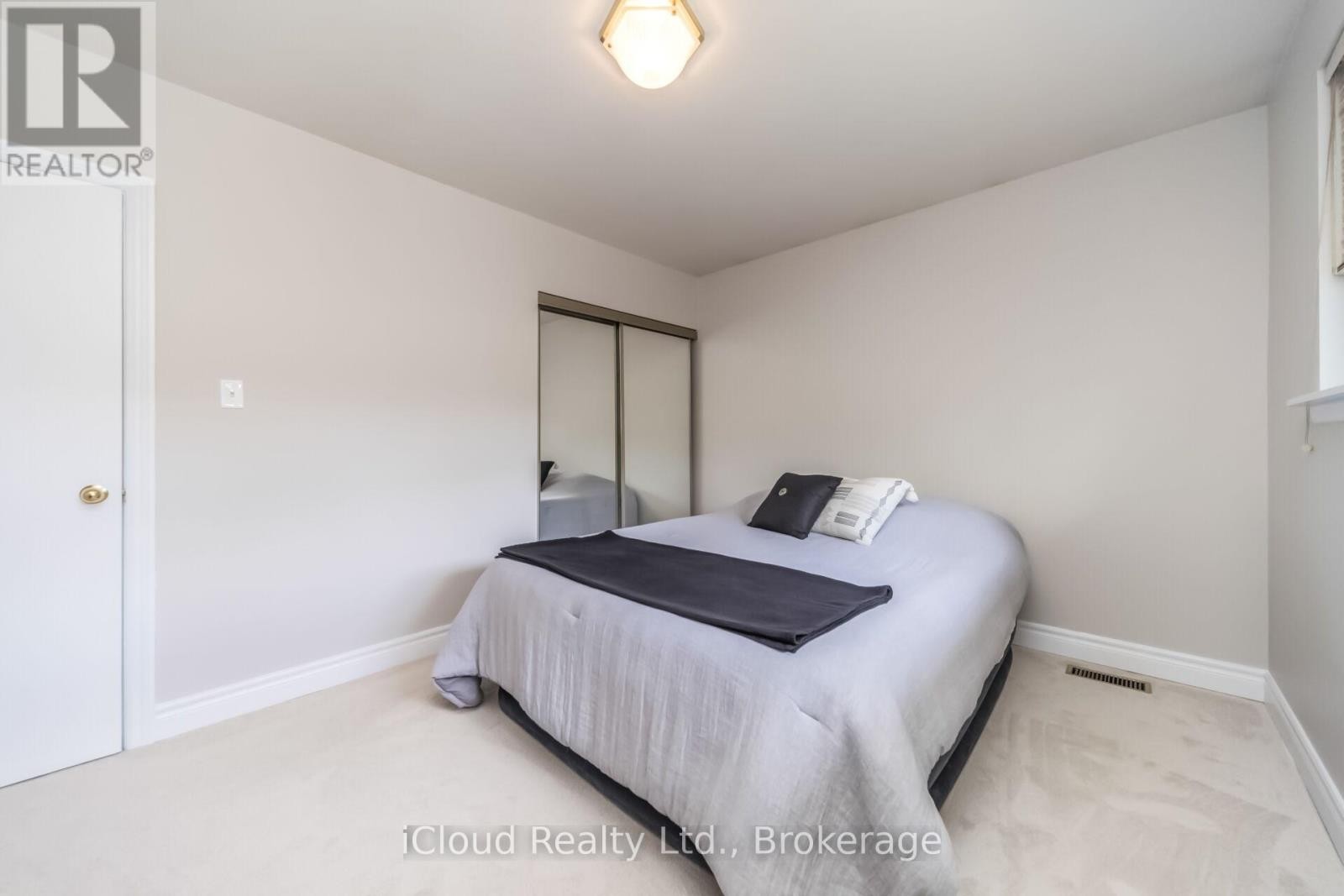 17 Algonquin Boulevard, Brampton, ON