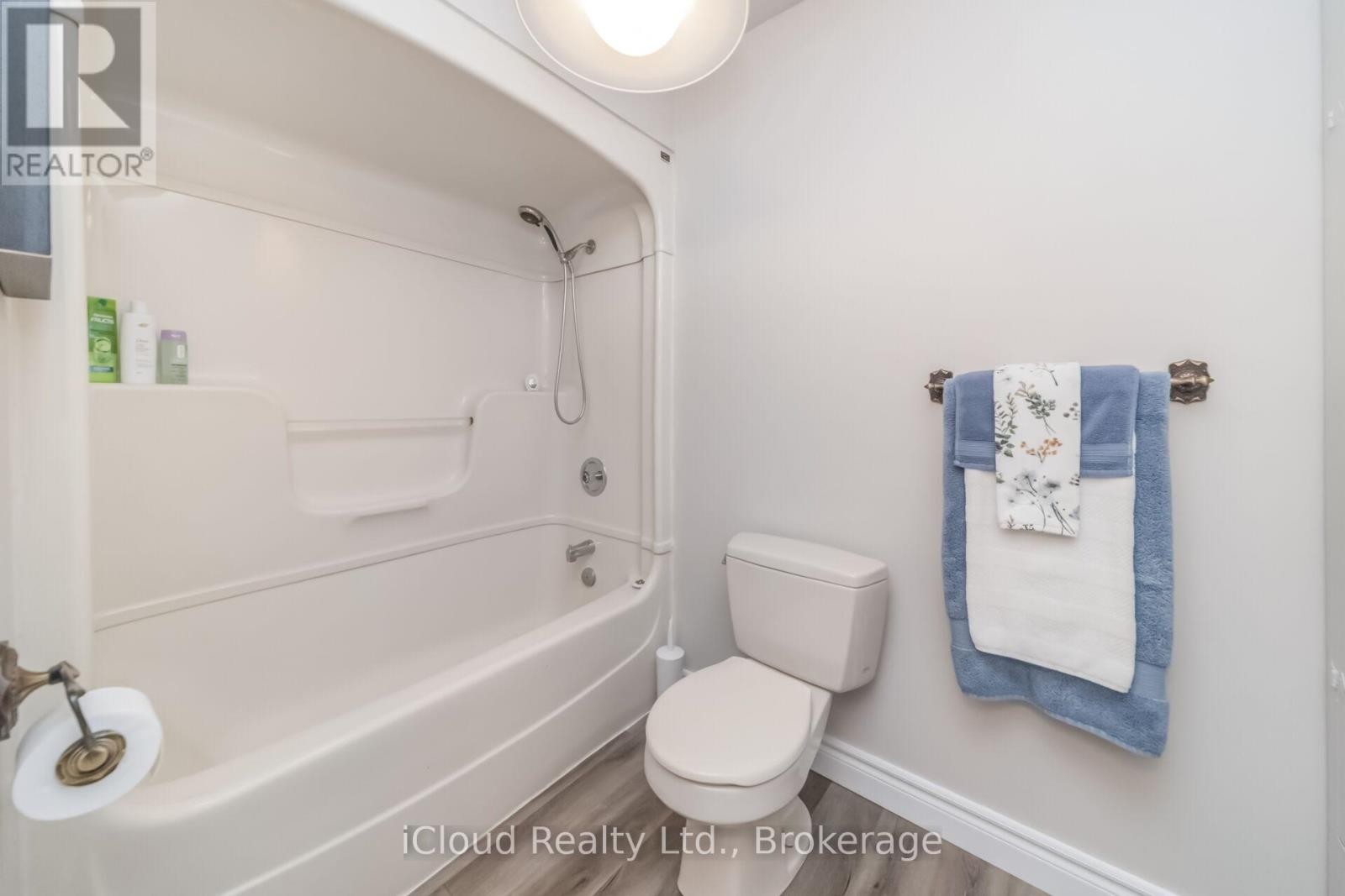 17 Algonquin Boulevard, Brampton, ON
