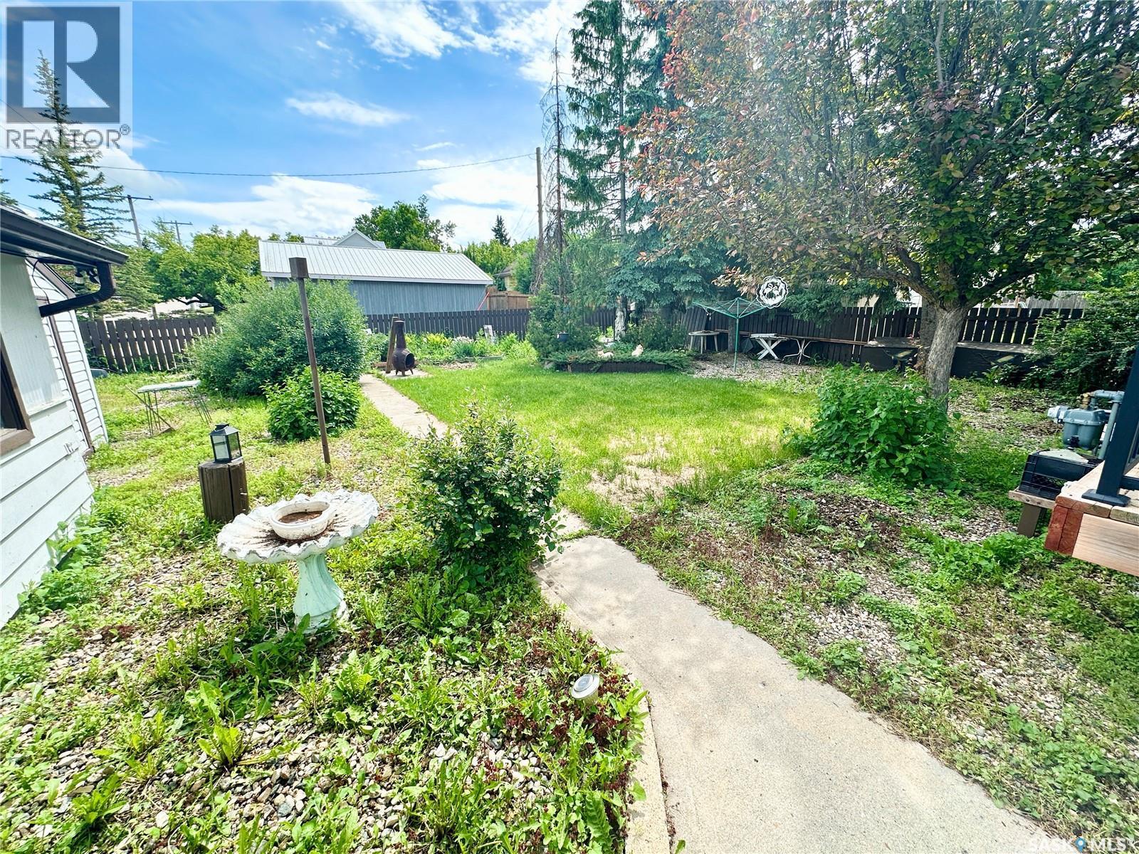 410 2Nd Avenue Se, Weyburn, SK