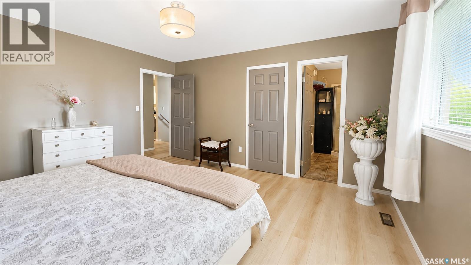 192 Janet Drive, Battleford, SK