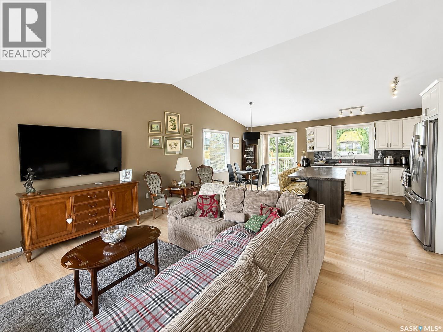 192 Janet Drive, Battleford, SK