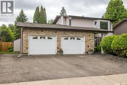 1293 Amos PLACE Prince Albert, SK S6V 7A5