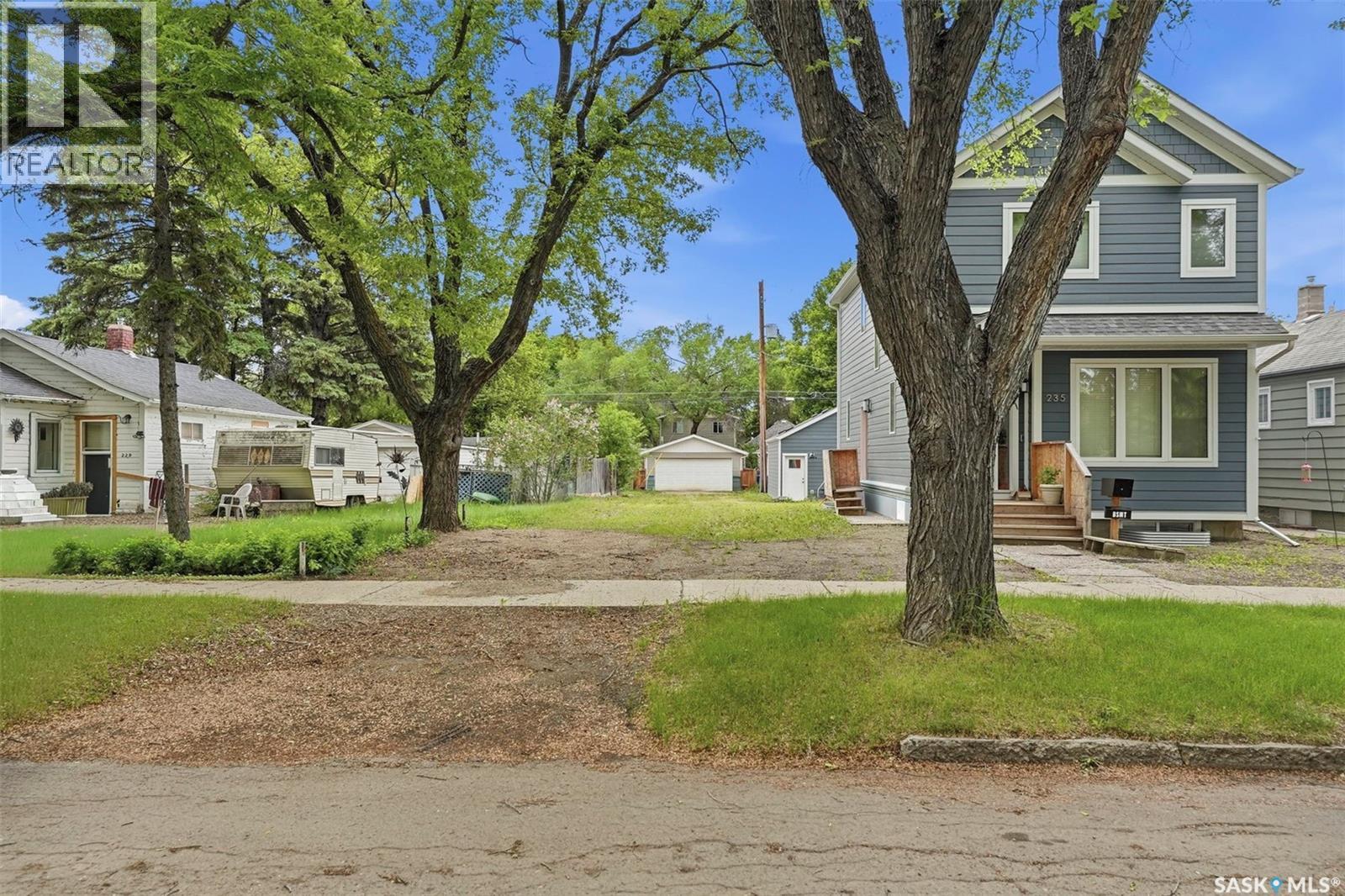 233 1St Street E, Saskatoon, SK