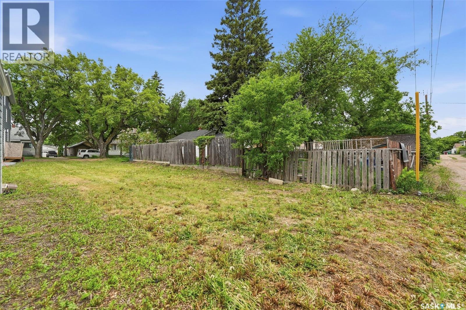 233 1St Street E, Saskatoon, SK