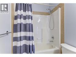 Bathroom on lower level with granite counters - 4 pce -