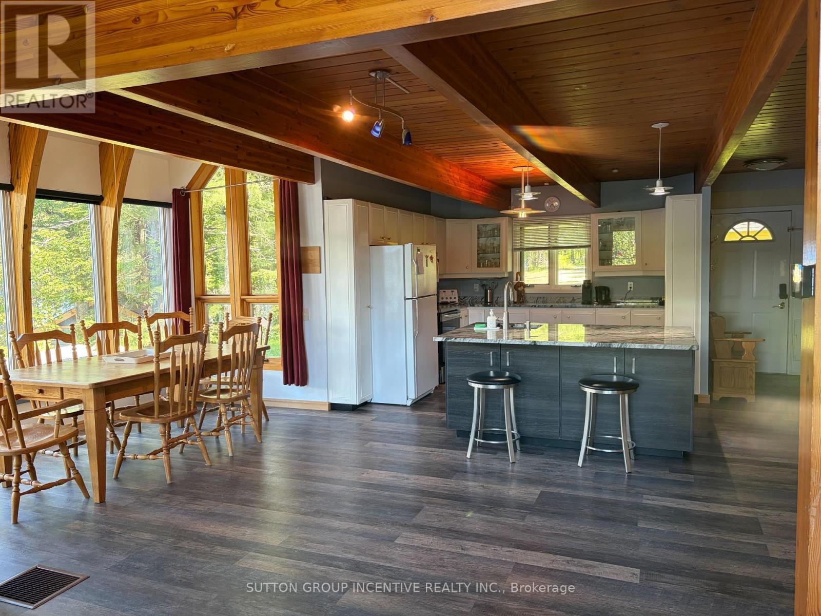 229 Haleway A Drive, Gravenhurst, ON