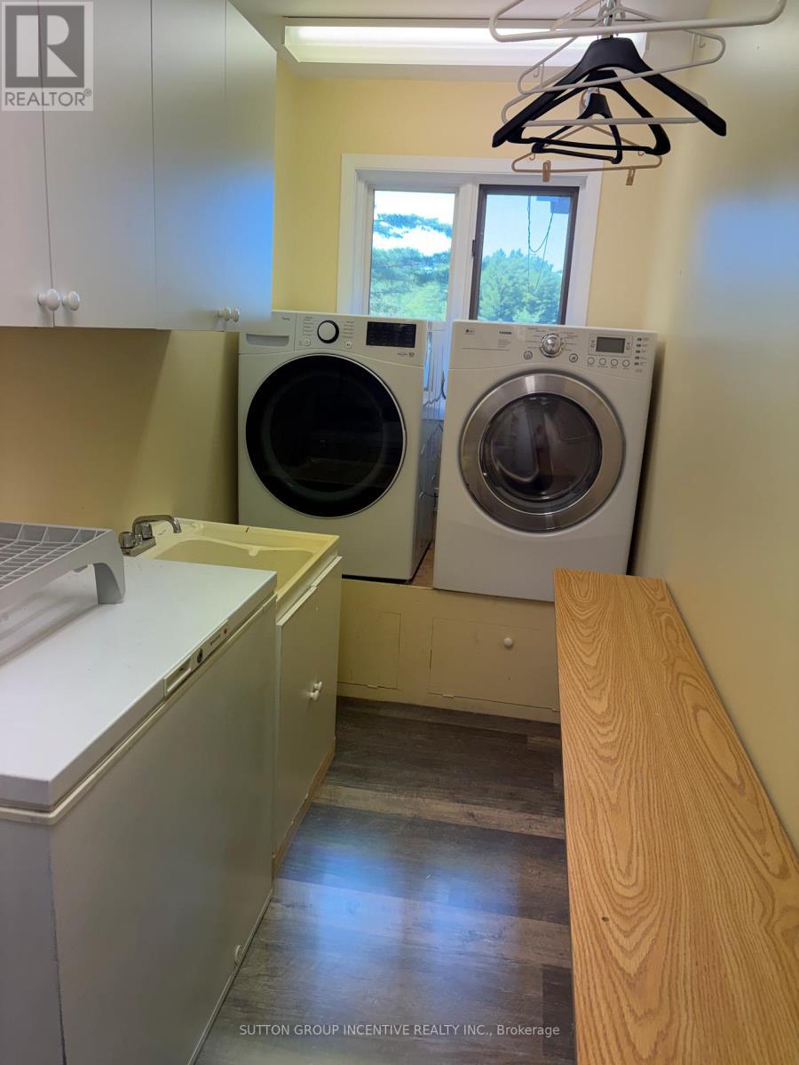 229 Haleway A Drive, Gravenhurst, ON