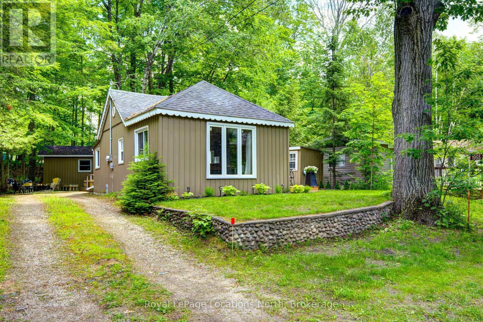 1955 Tiny Beaches Road S, Tiny, ON
