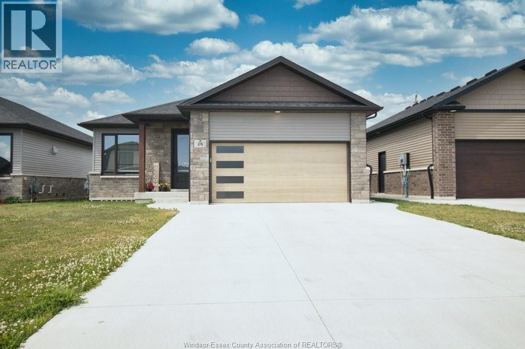26 Evening Drive, Chatham, ON