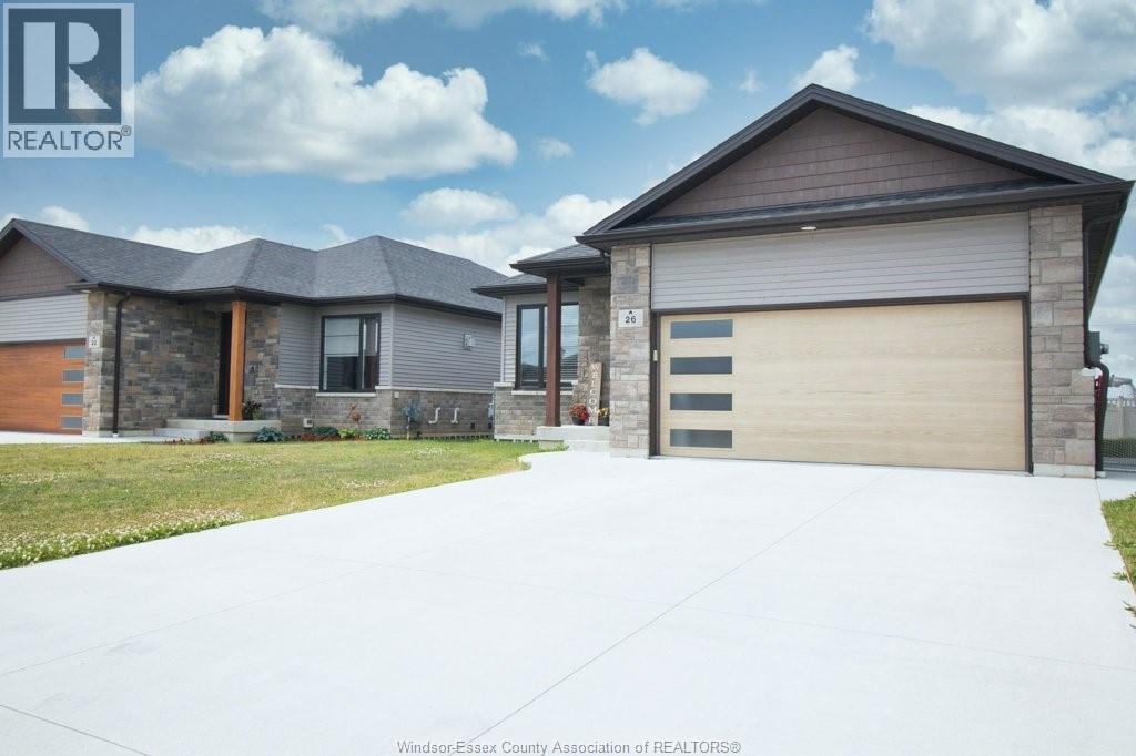 26 Evening Drive, Chatham, ON