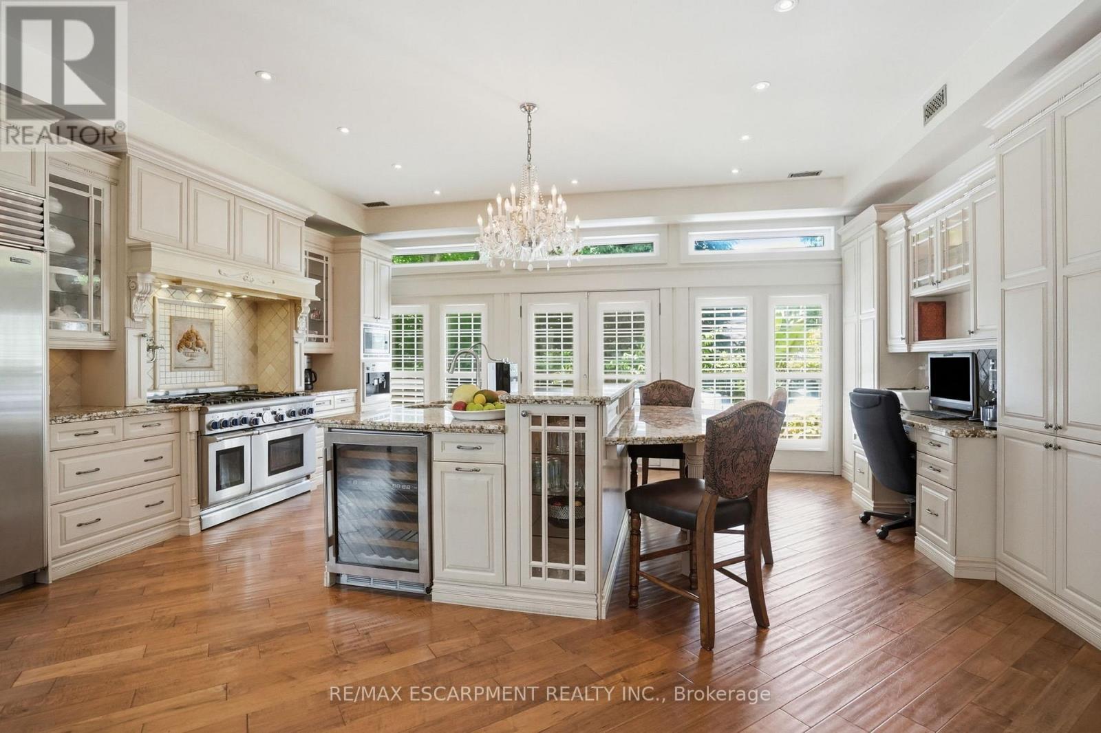 1320 Woodland Avenue, Mississauga, ON