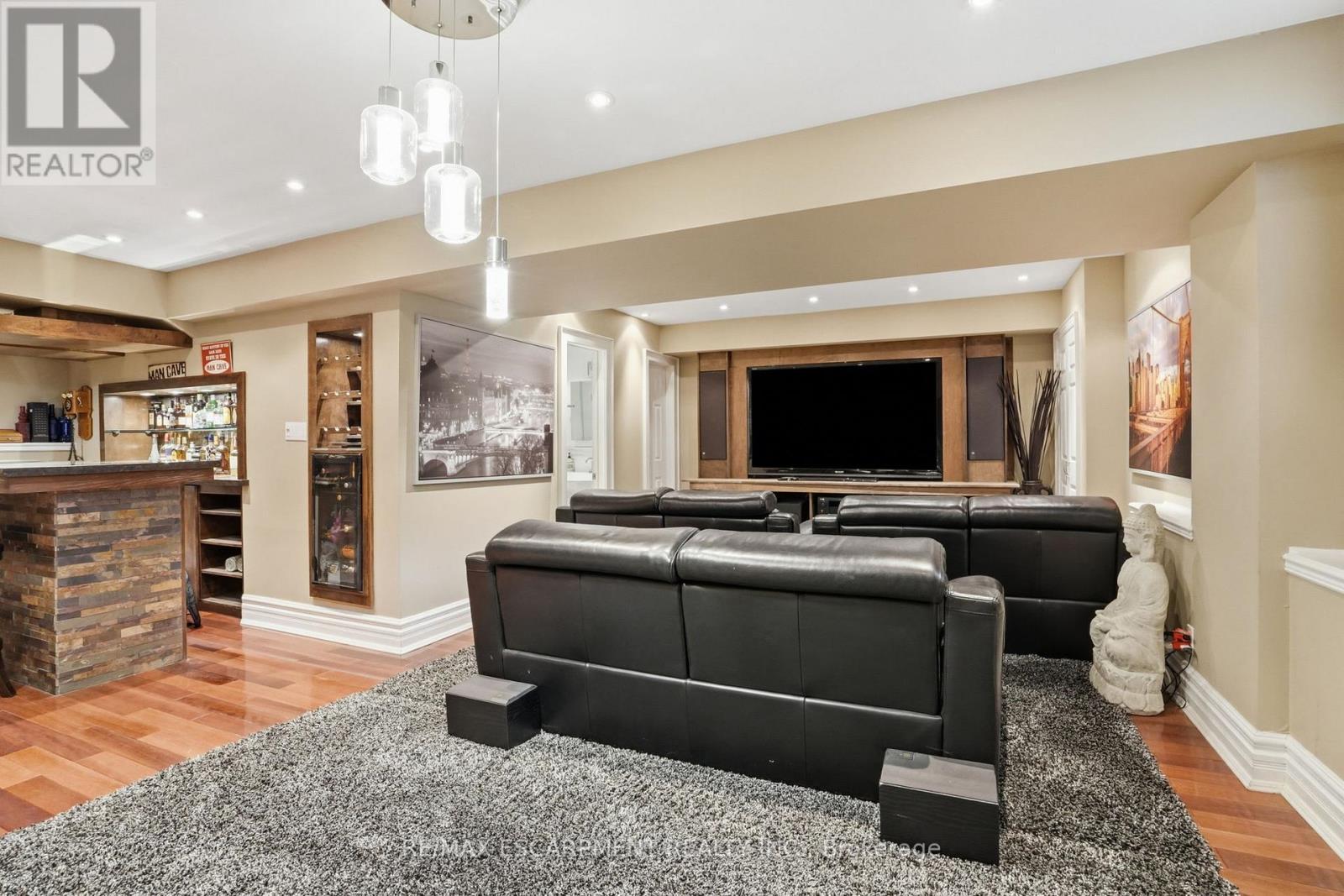 1320 Woodland Avenue, Mississauga, ON