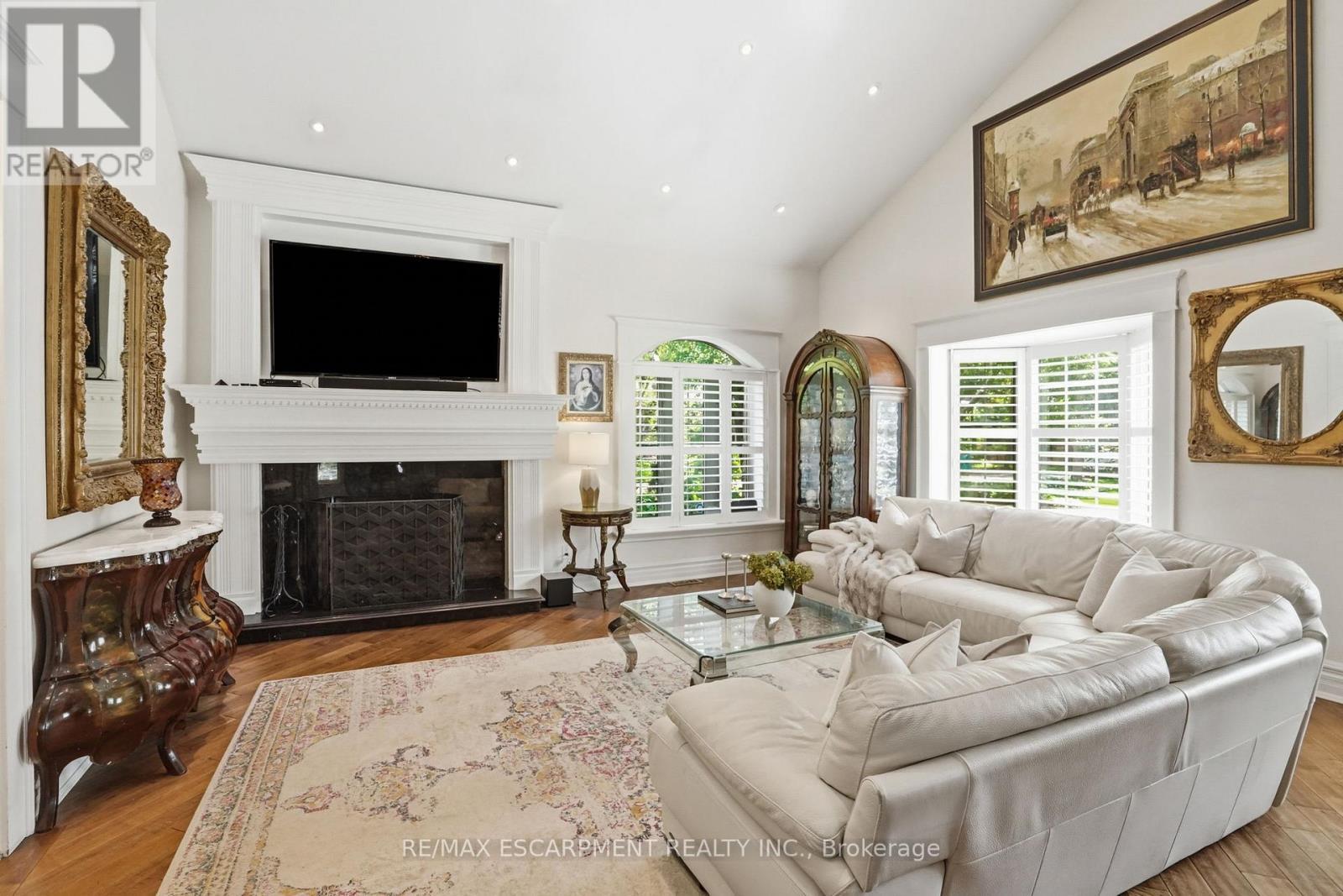 1320 Woodland Avenue, Mississauga, ON