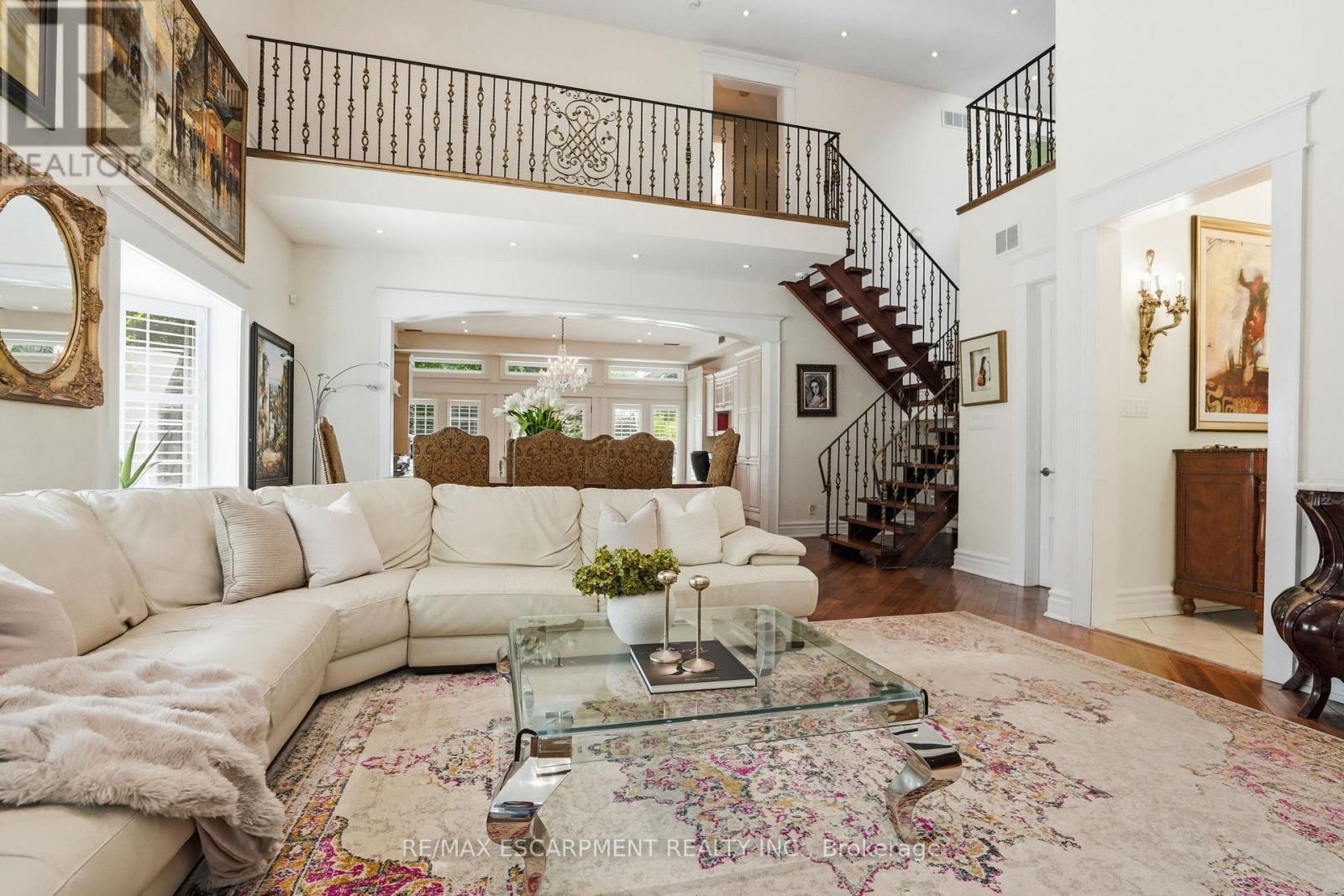 1320 Woodland Avenue, Mississauga, ON