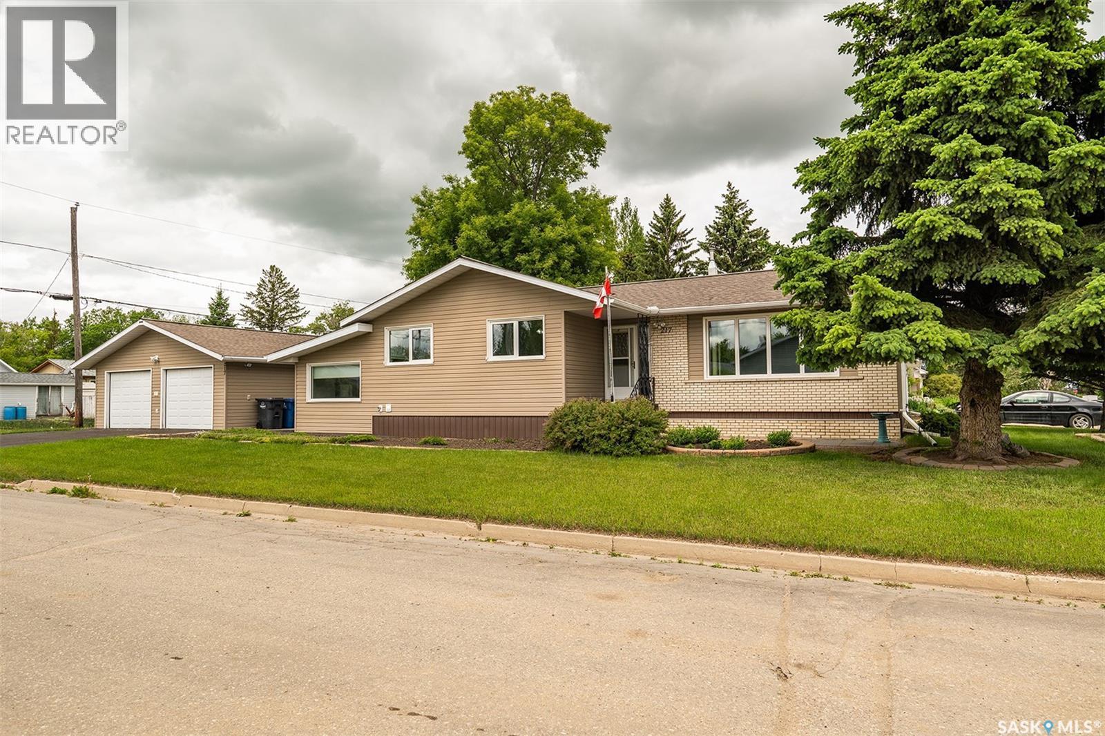 217 8Th Street E, Wynyard, SK