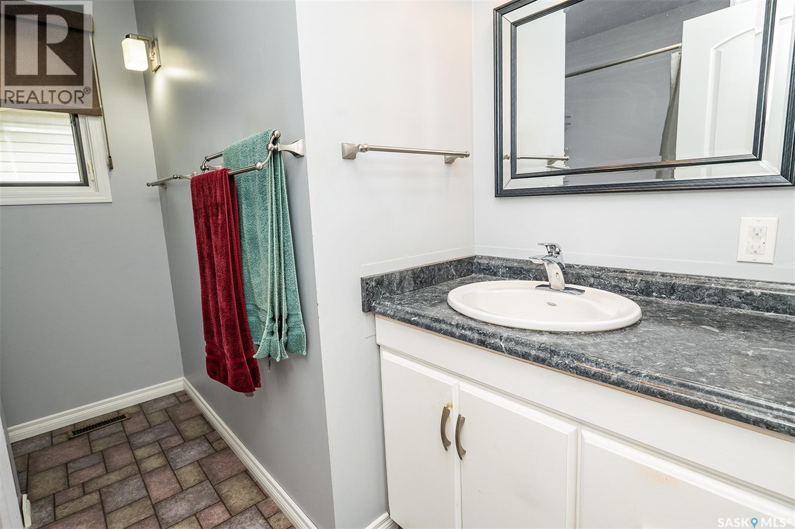 217 8Th Street E, Wynyard, SK