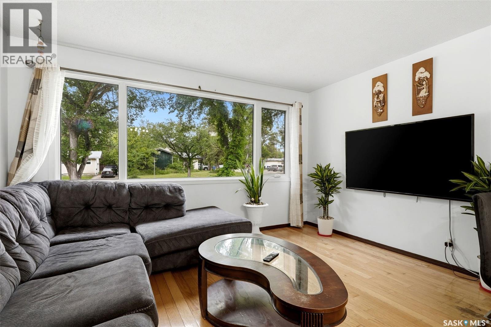2949 Grant Road, Regina, SK