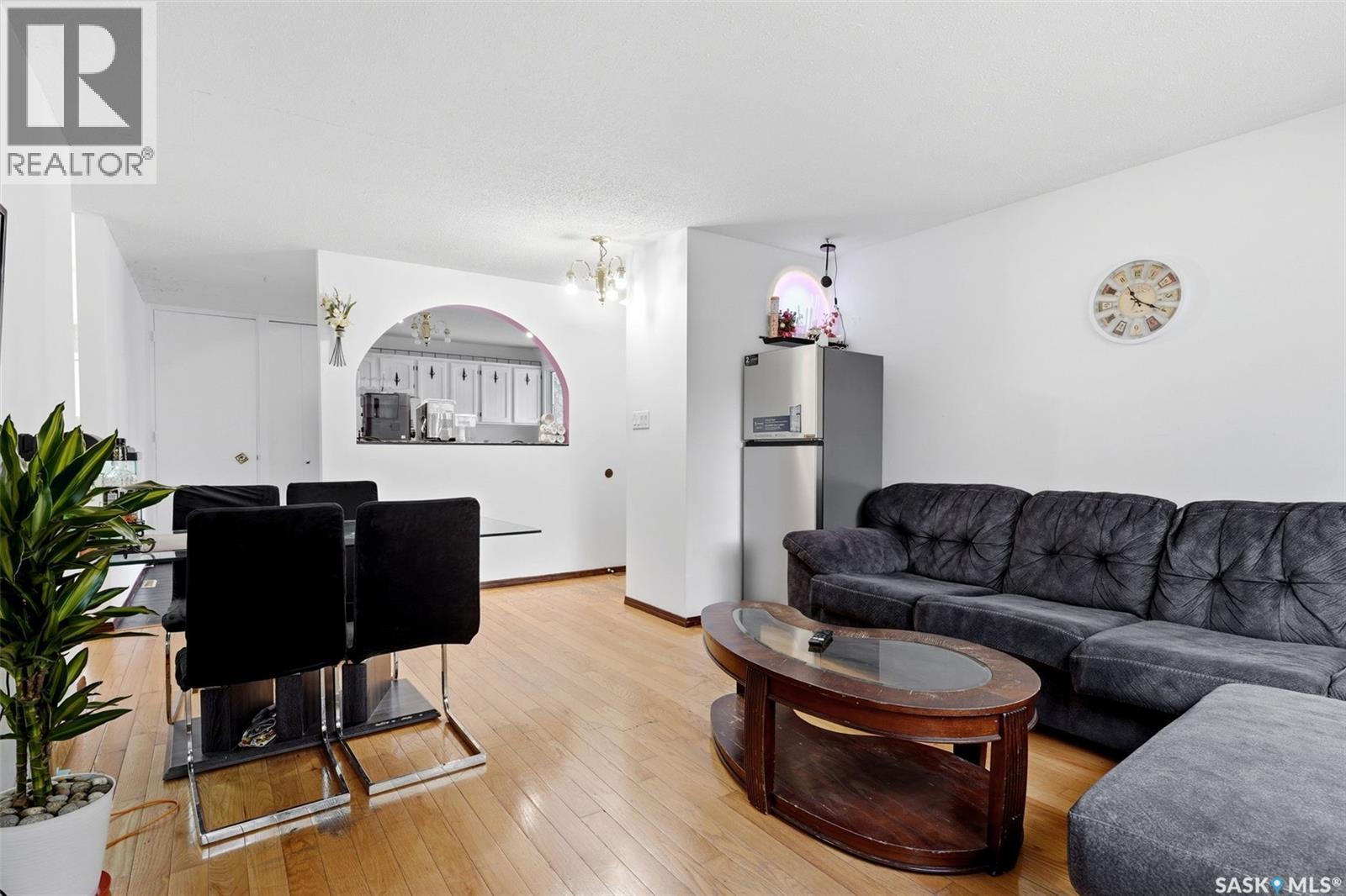2949 Grant Road, Regina, SK