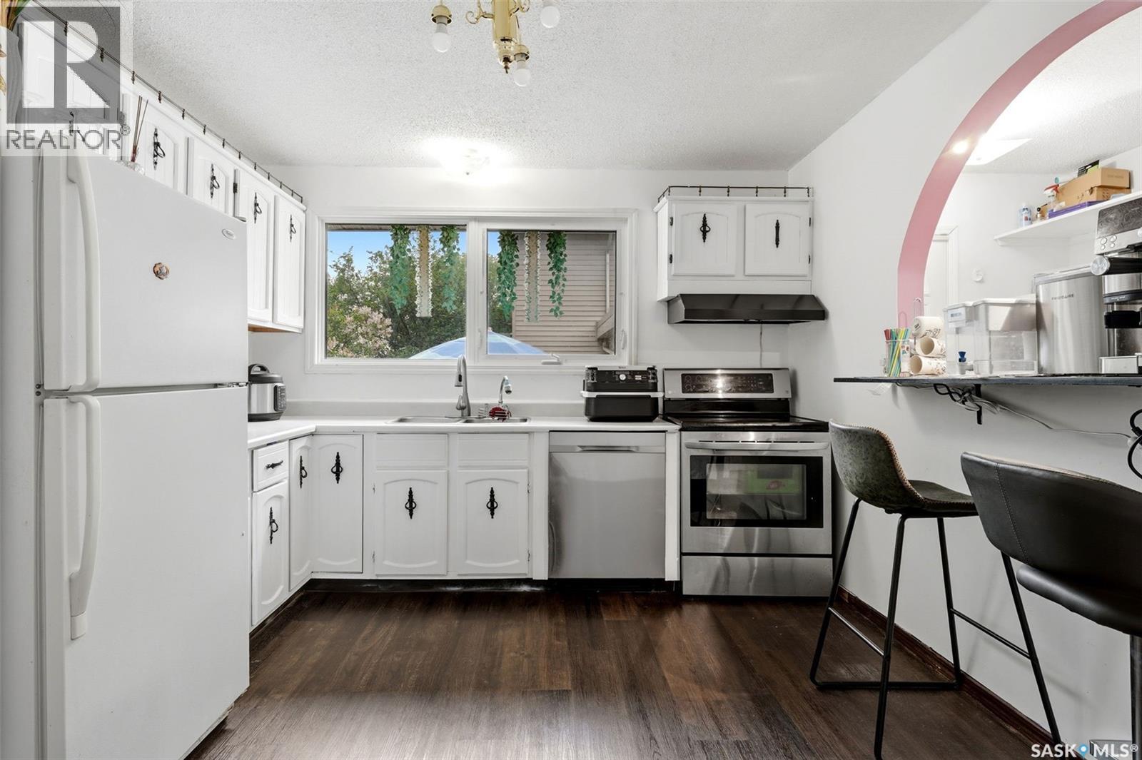 2949 Grant Road, Regina, SK