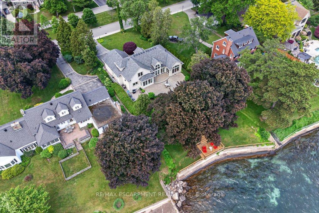 3312 Lakeland Crescent, Burlington, ON