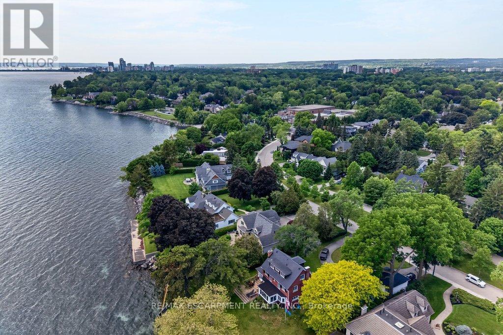 3312 Lakeland Crescent, Burlington, ON