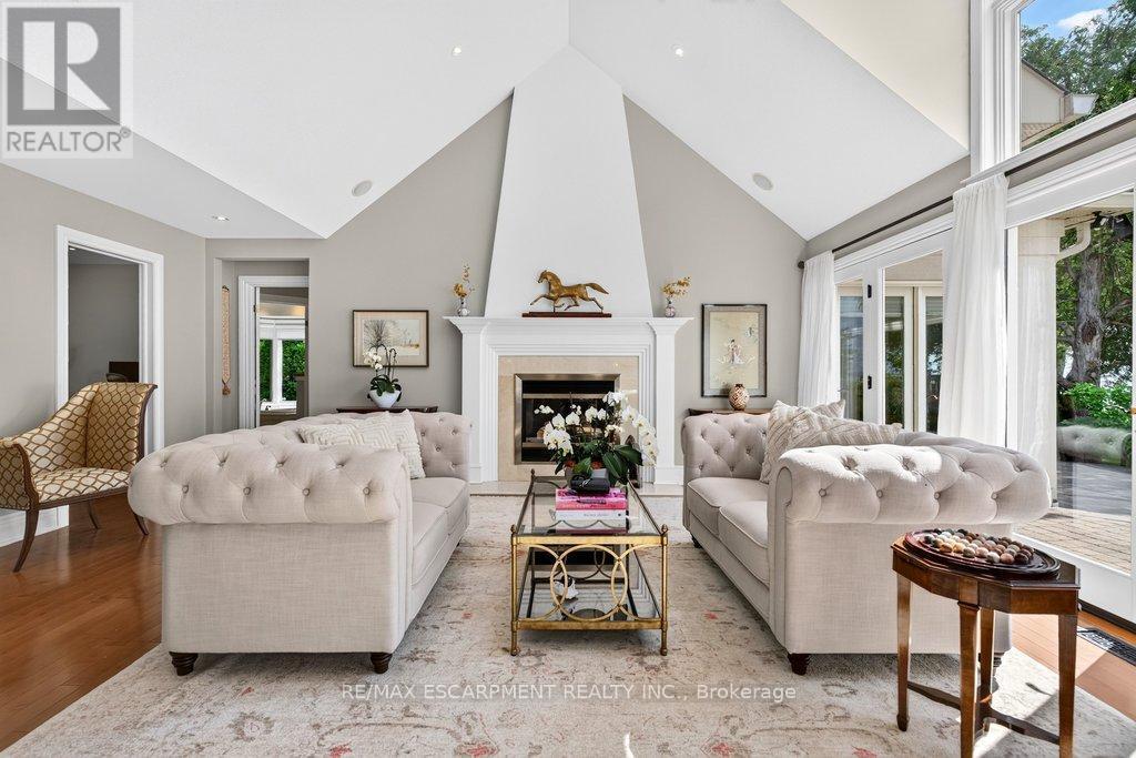 3312 Lakeland Crescent, Burlington, ON