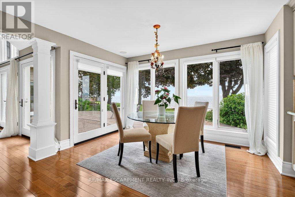 3312 Lakeland Crescent, Burlington, ON