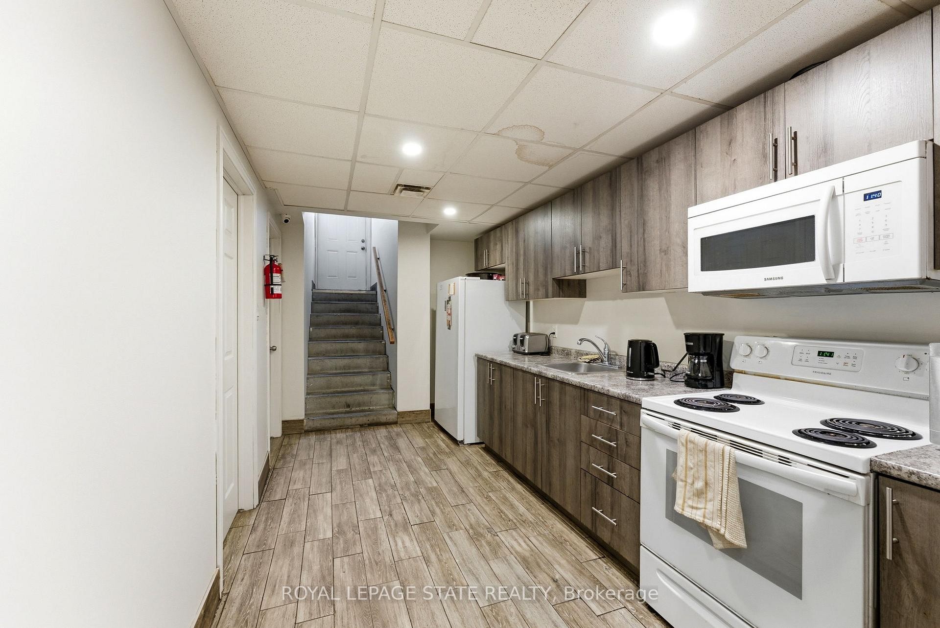 1745 King Street E, Hamilton, ON
