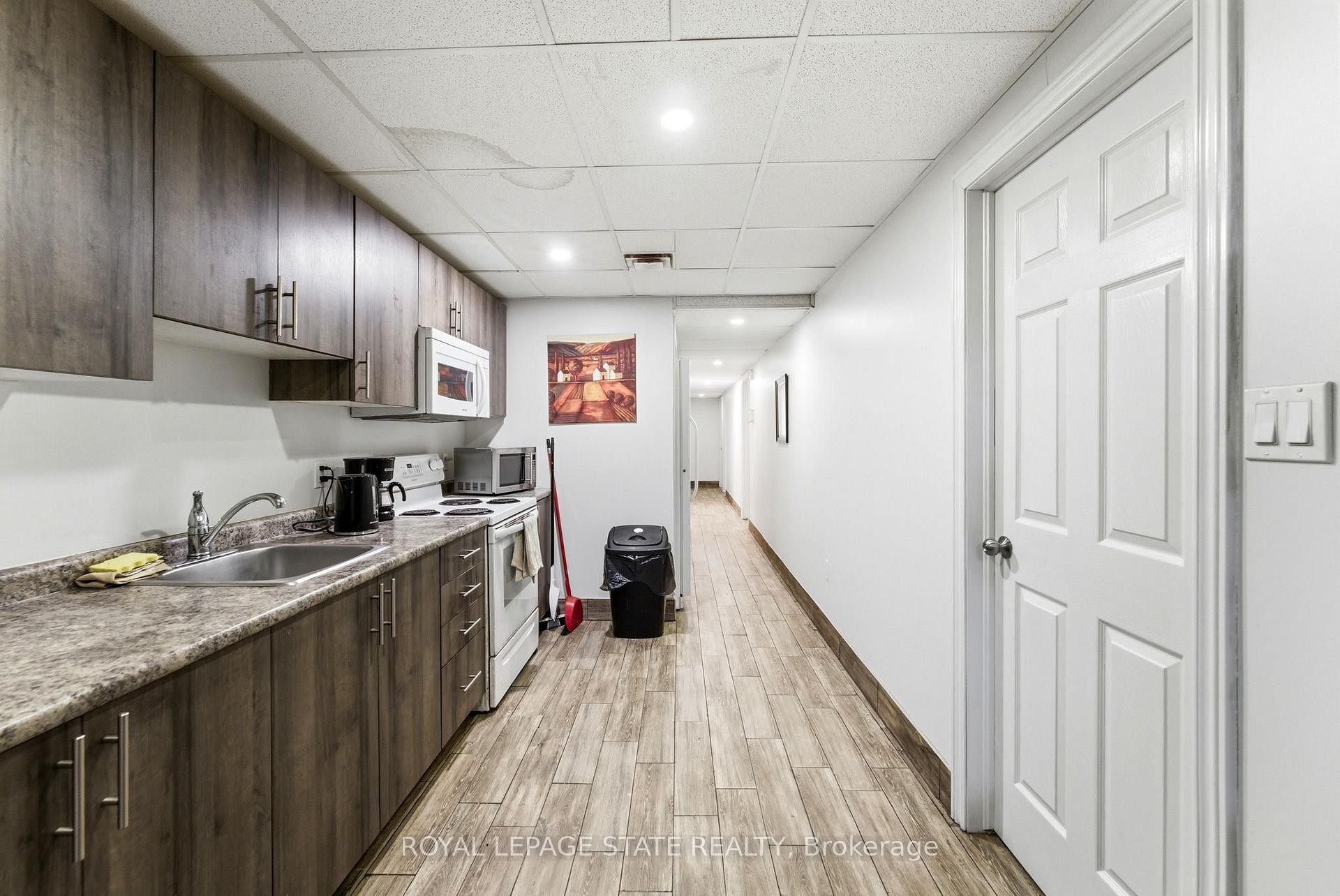 1745 King Street E, Hamilton, ON