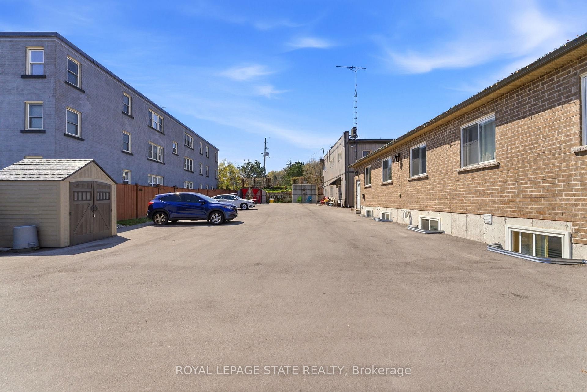 1745 King Street E, Hamilton, ON