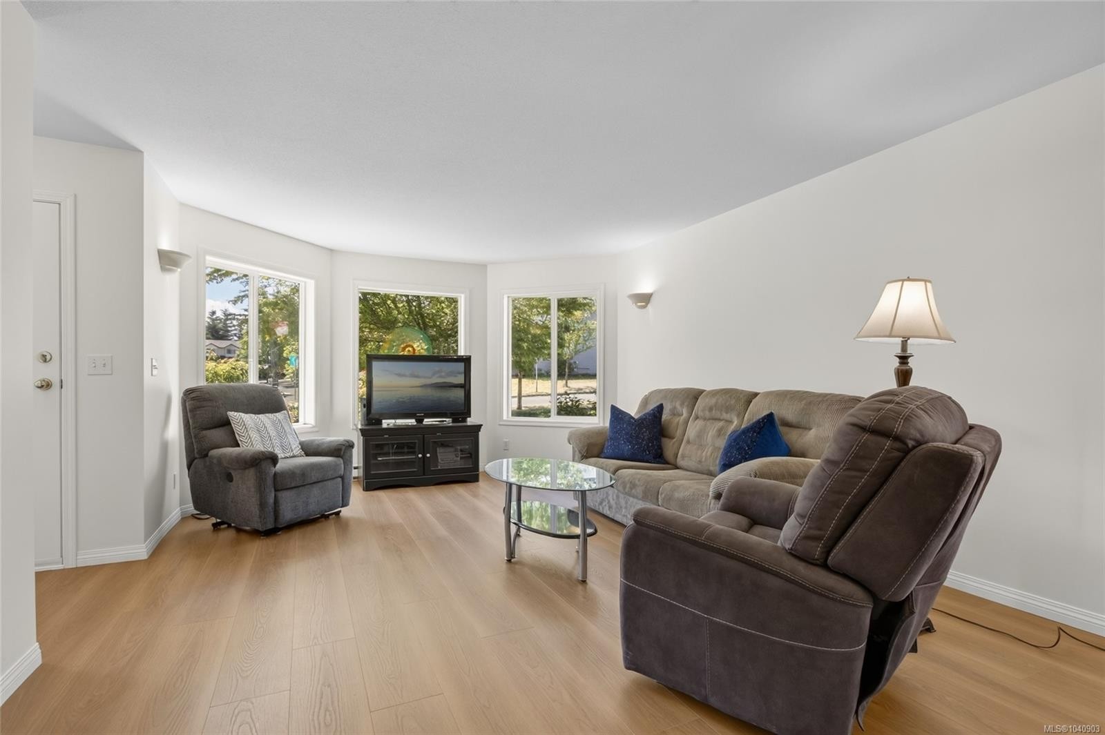 1230 Beckton Dr, Comox, BC