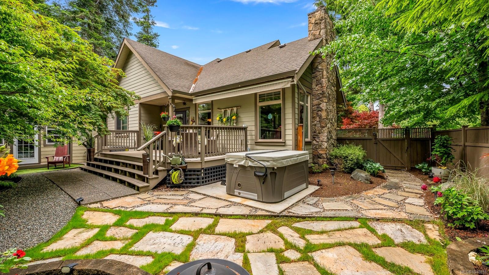 326 Forester Ave, Comox, BC