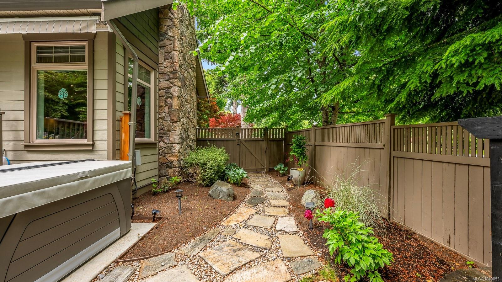 326 Forester Ave, Comox, BC