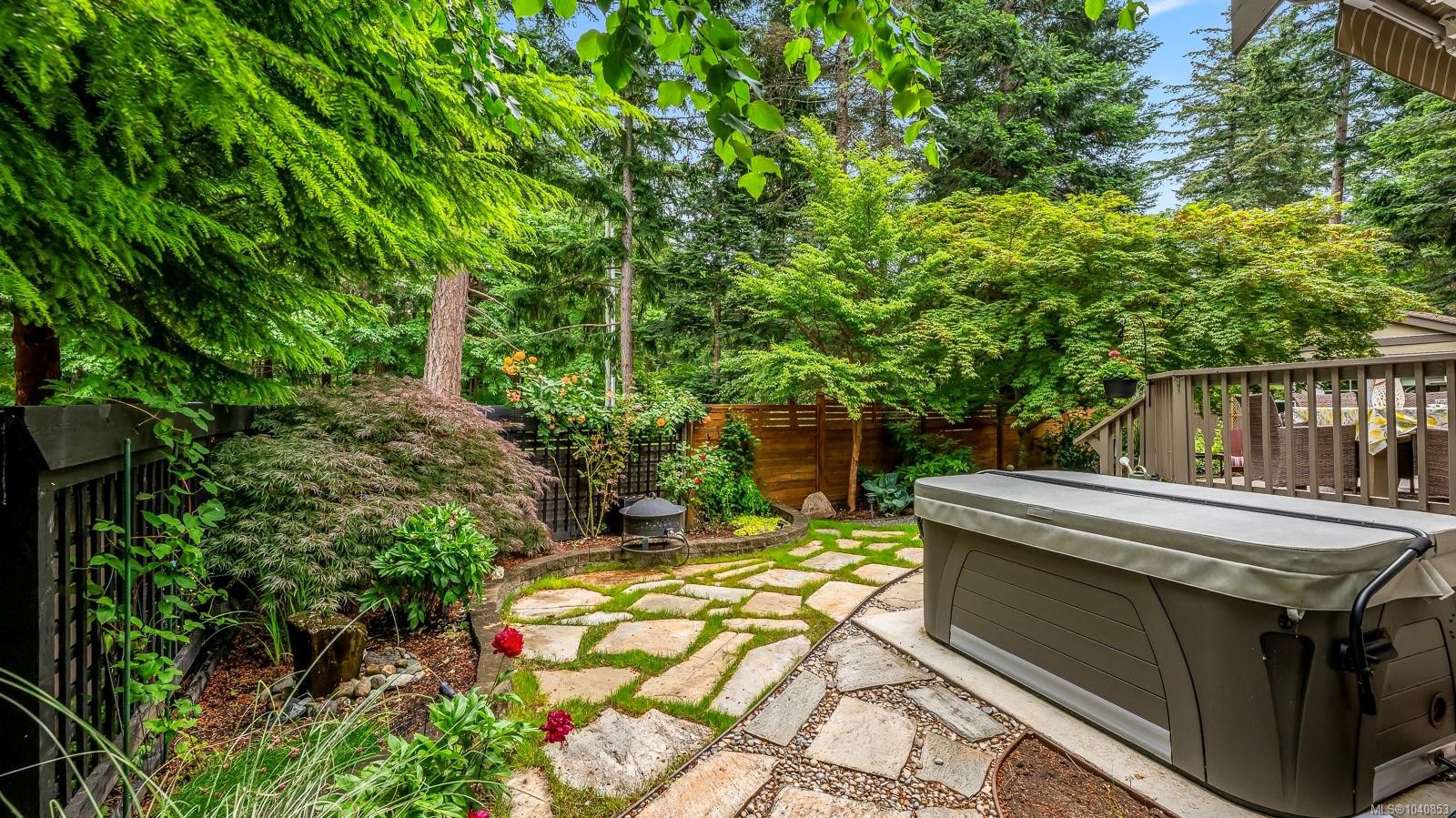 326 Forester Ave, Comox, BC