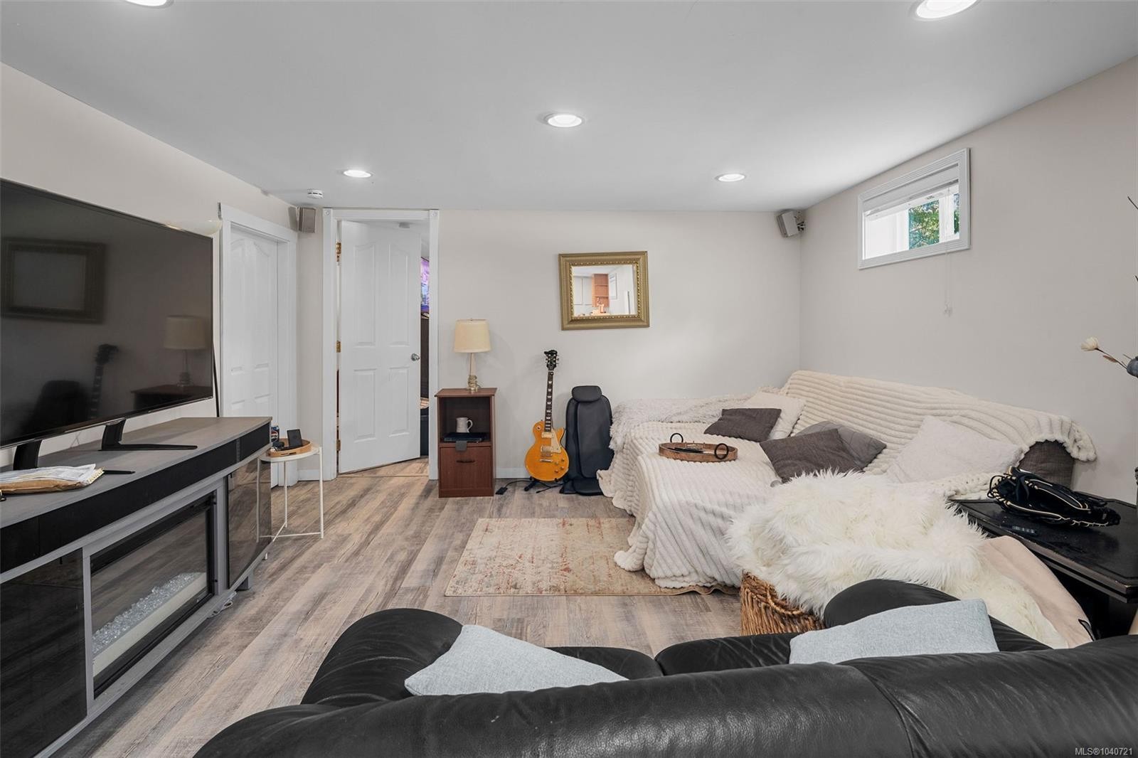 3990 Haro Rd, Saanich, BC