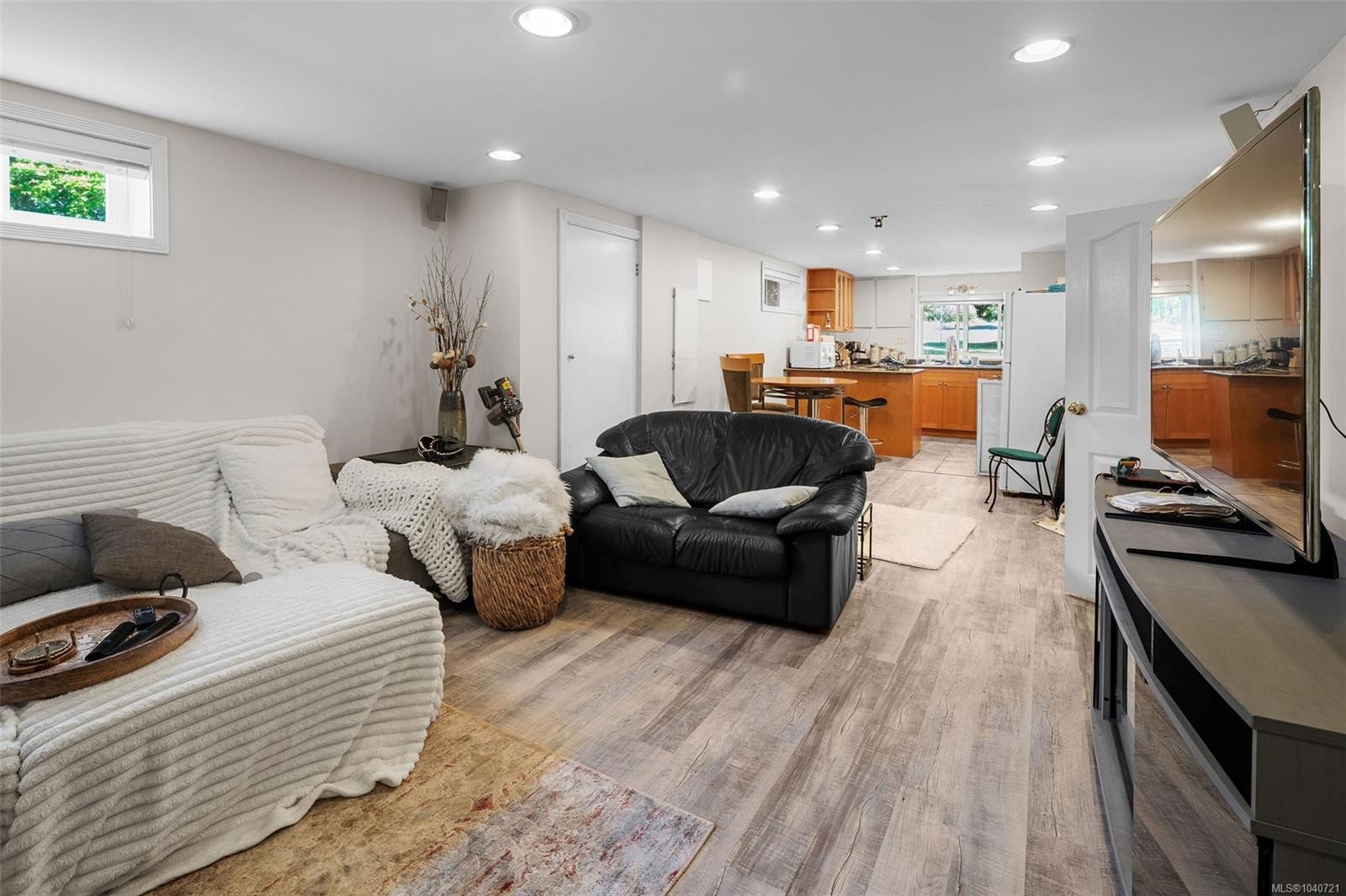 3990 Haro Rd, Saanich, BC