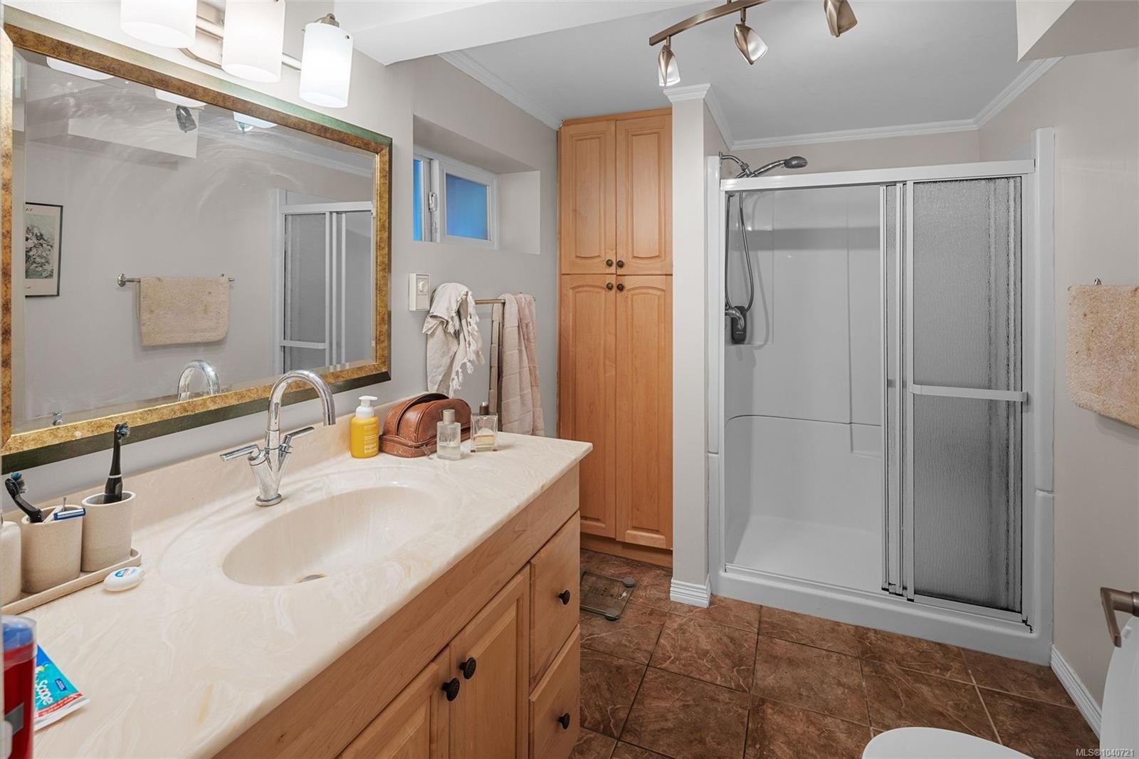 3990 Haro Rd, Saanich, BC