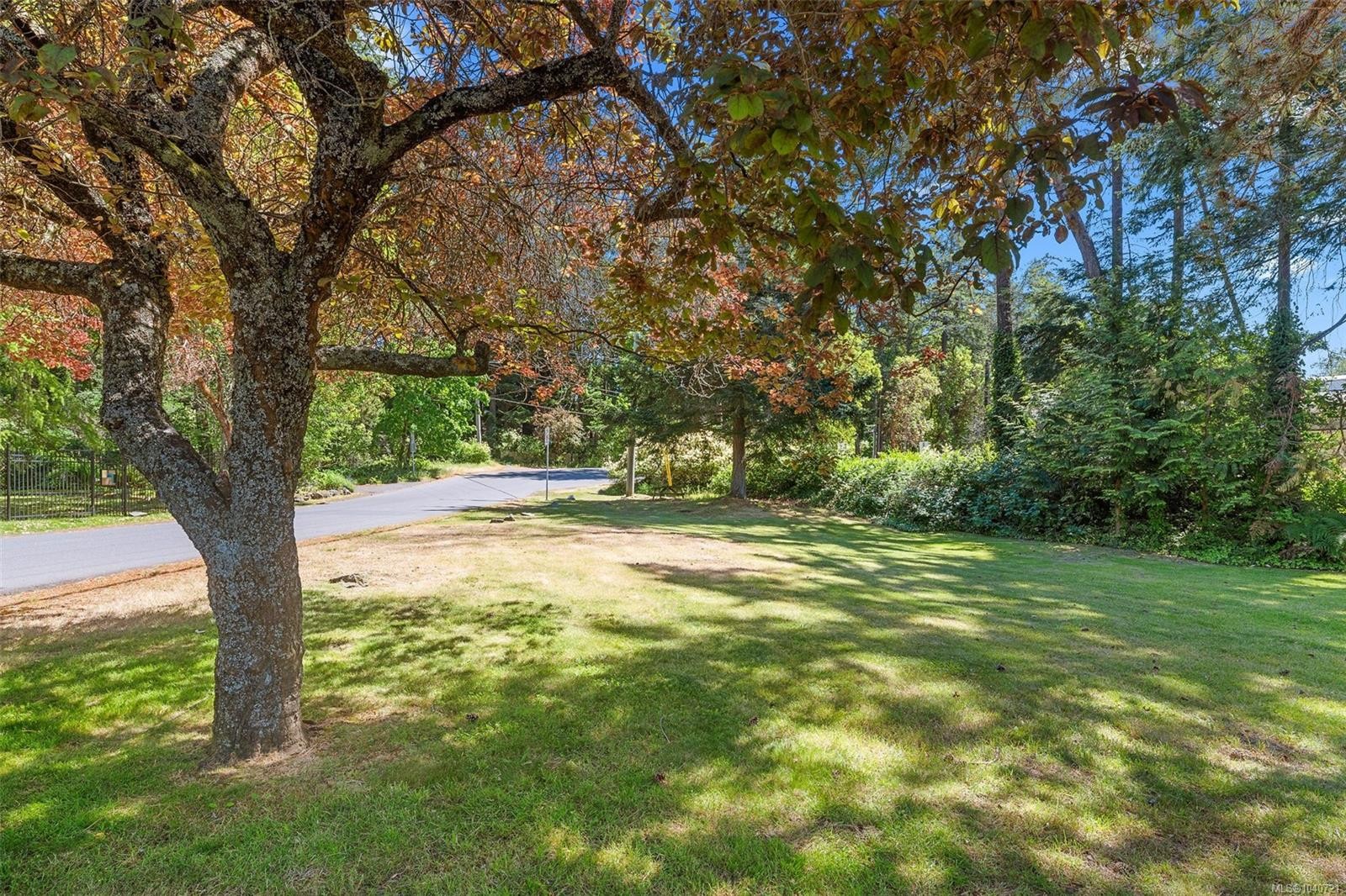 3990 Haro Rd, Saanich, BC