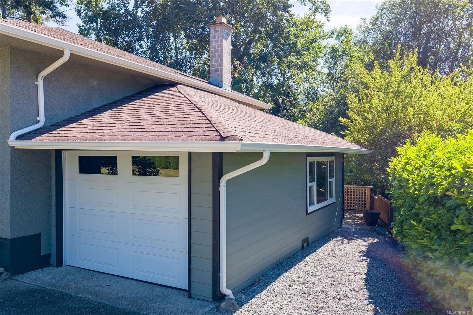 3990 Haro Rd, Saanich, BC