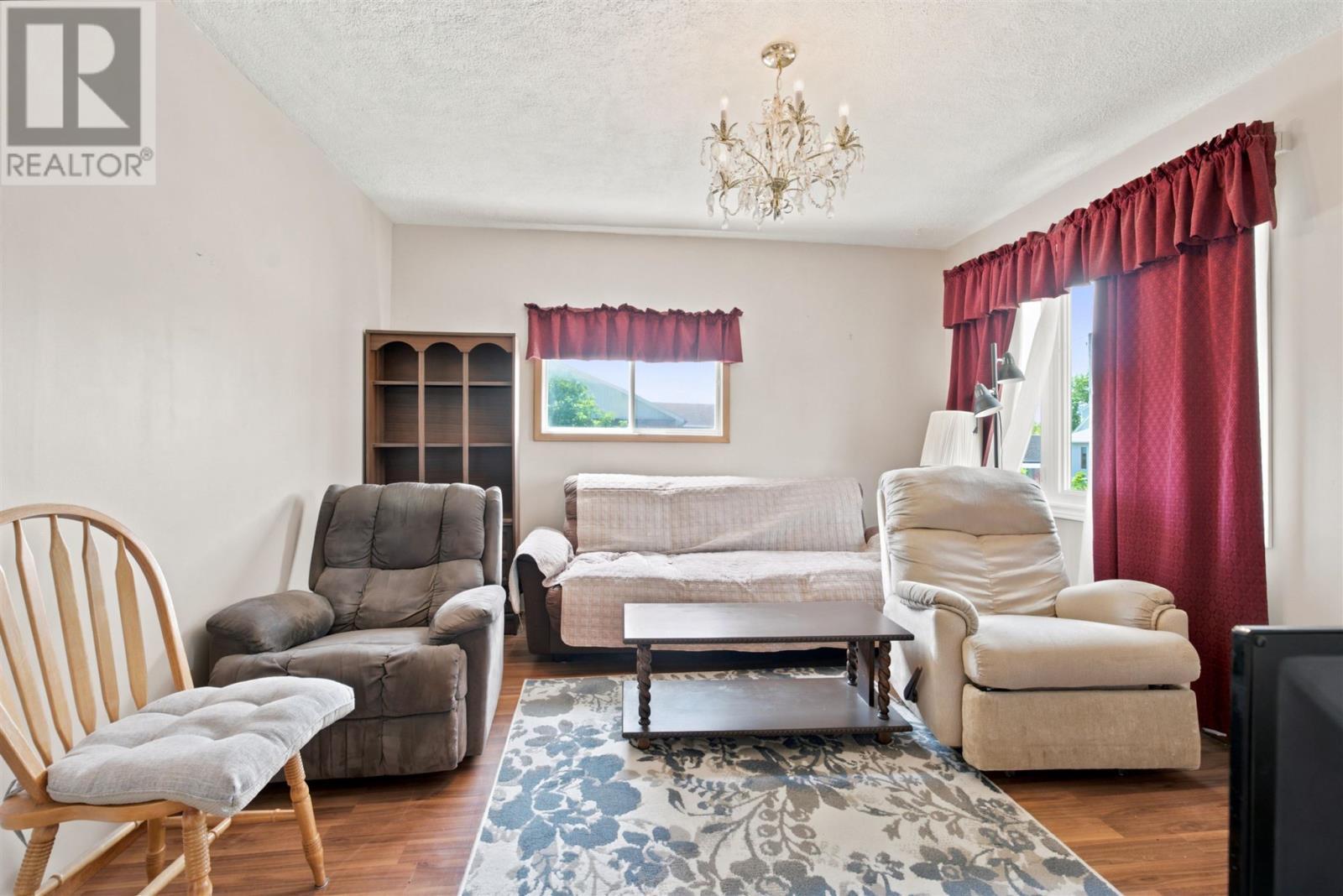 28 Queen Ave, Blind River, ON