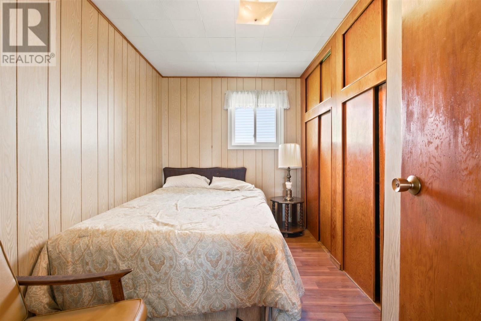 28 Queen Ave, Blind River, ON
