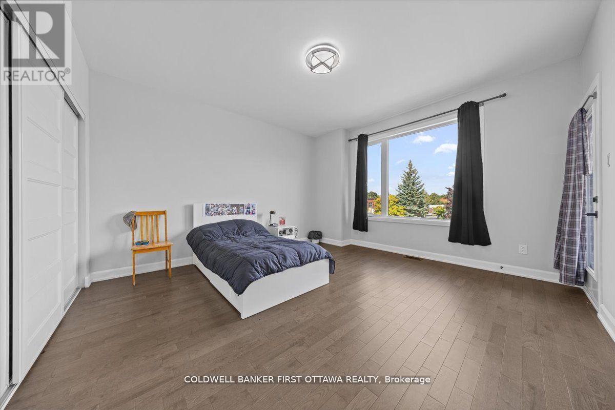 562 Queen Mary Street, Ottawa, ON