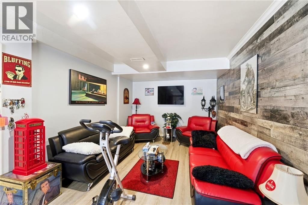 1745 King Street E, Hamilton, ON