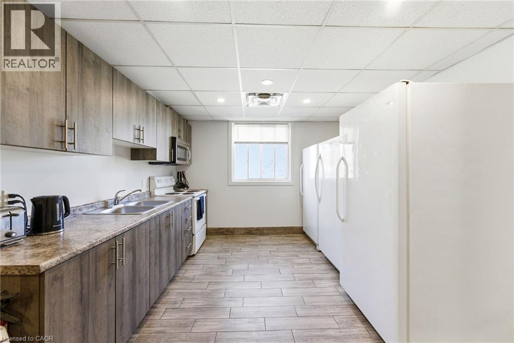 1745 King Street E, Hamilton, ON
