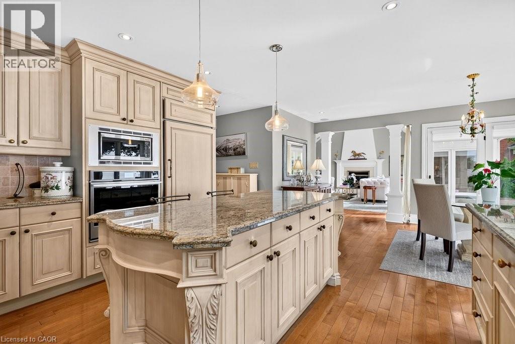 3312 Lakeland Crescent, Burlington, ON